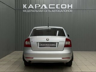 2010 Skoda Octavia II (A5) Рестайлинг, серебристый, 878000 рублей, вид 4