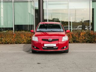 2008 Toyota Auris I, красный, 650000 рублей, вид 3