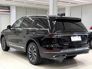 2026 Lincoln Aviator II Рестайлинг, чёрный, 10490023 рублей, вид 3