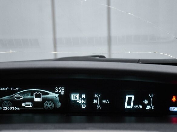 2015 Toyota Prius III Рестайлинг (XW30), белый, 1169000 рублей - вид 17