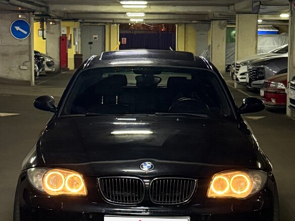 2006 BMW 1 серии 130i I (E81/E82/E87/E88), чёрный, 1600000 рублей