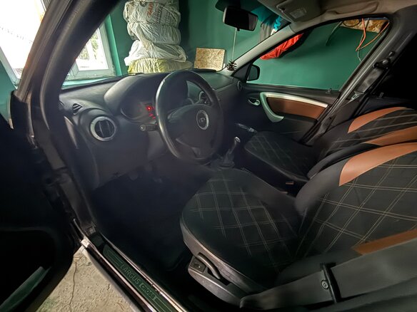 2019 Lada (ВАЗ) Largus Cross I, коричневый, 800000 рублей - вид 2