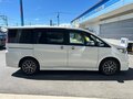 2022 Honda Stepwgn Spada V Рестайлинг, белый, 1965000 рублей - вид 4