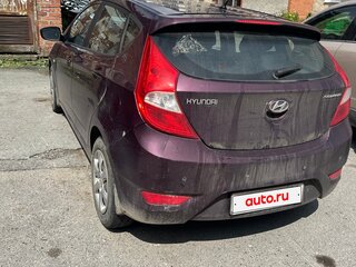 2013 Hyundai Solaris I, фиолетовый, 730000 рублей, вид 4