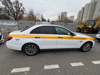 2019 Mercedes-Benz E-Класс 200 d V (W213, S213, C238), чёрный, 1530000 рублей, вид 3
