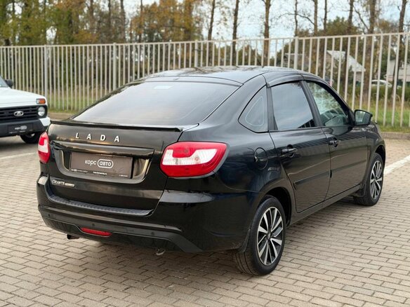 2022 Lada (ВАЗ) Granta I Рестайлинг, чёрный, 720000 рублей - вид 5