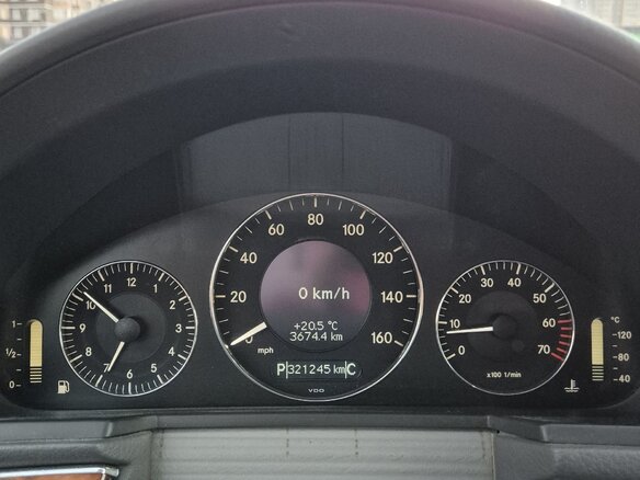 2004 Mercedes-Benz E-Класс 320 III (W211, S211), синий, 850000 рублей - вид 8