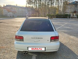 1997 Subaru Impreza I, белый, 400000 рублей, вид 3