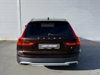 2017 Volvo V90 Cross Country I, коричневый, 3334000 рублей, вид 5