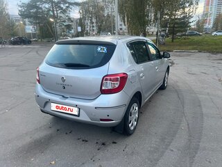 2016 Renault Sandero II, серебристый, 1050000 рублей, вид 5