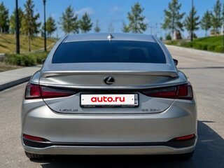 2020 Lexus ES 250 VII, серый, 3999999 рублей, вид 4