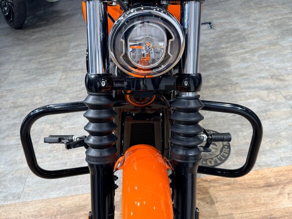 2021 Harley-Davidson Street Bob, оранжевый, 1699000 рублей - вид 29