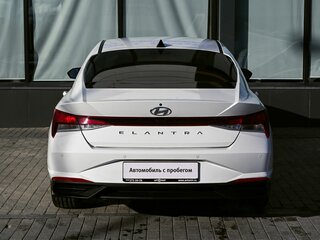 2021 Hyundai Elantra VII (CN7), белый, 1749000 рублей, вид 4