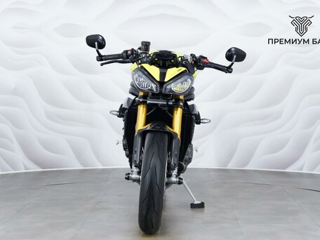 2025 Triumph Speed Triple, жёлтый, 1899000 рублей, вид 4