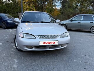 1997 Hyundai Avante II, серебристый, 155000 рублей, вид 2