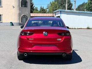 2021 Mazda 3 Axela IV (BP), пурпурный, 1301001 рублей, вид 5