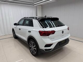 2022 Volkswagen T-Roc I (China Market), белый, 1650000 рублей, вид 4