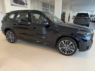 2026 BMW X1 Long 25Li xDrive III (U11/U12), чёрный, 6000000 рублей, вид 3