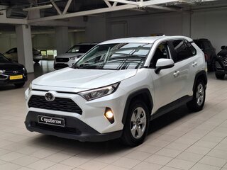 2021 Toyota RAV4 V (XA50), белый, 2730000 рублей, вид 3