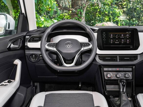 2026 Volkswagen Tharu XR, серый, 2150000 рублей - вид 6