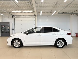 2021 Toyota Corolla XII (E210), белый, 2179000 рублей, вид 3