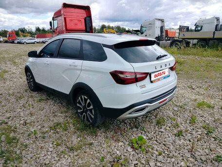 2024 Lada (ВАЗ) Vesta Cross I Рестайлинг (NG), белый, 1282500 рублей, вид 4