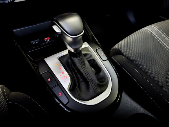 2021 Kia Cerato IV Рестайлинг, белый, 1950000 рублей - вид 26