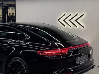 2020 Porsche Panamera 4 II, чёрный, 8250000 рублей, вид 1