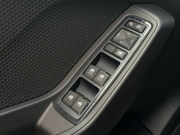 2026 Lada (ВАЗ) Iskra SW Cross, синий, 1677000 рублей - вид 13