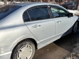 2006 Honda Civic Hybrid VIII, серебристый, 360000 рублей, вид 2