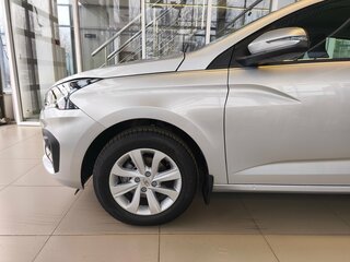2026 Lada (ВАЗ) Iskra, серебристый, 1465000 рублей, вид 3