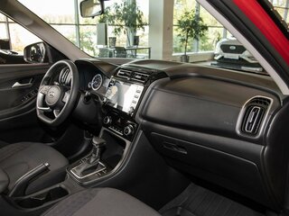 2025 Solaris HC, красный, 3640000 рублей, вид 5