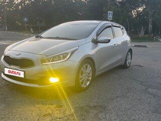 2013 Kia Ceed II, серебристый, 1150000 рублей, вид 2