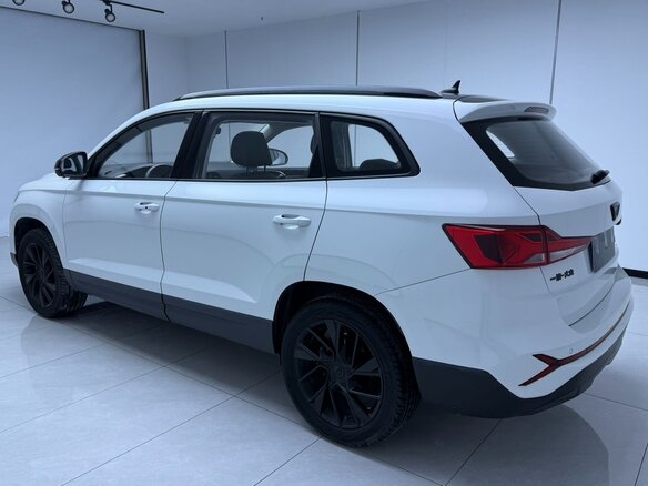 2022 Jetta VS7 I Рестайлинг 1, белый, 1520007 рублей - вид 4