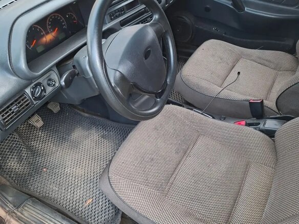 2005 Lada (ВАЗ) 2115, красный, 110000 рублей - вид 10