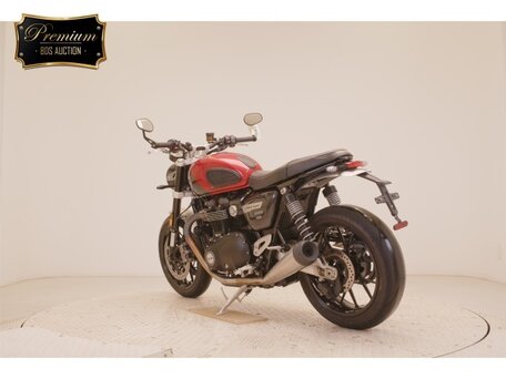 2024 Triumph Speed Twin, красный, 1220000 рублей, вид 4