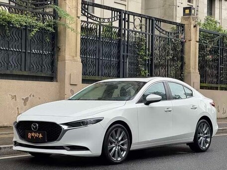 Mazda 3 IV (BP)