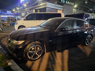 2005 BMW 3 серии 325i V (E90/E91/E92/E93), чёрный, 1400000 рублей, вид 2