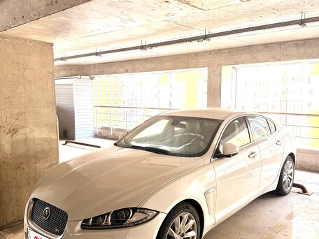 2014 Jaguar XF I Рестайлинг, белый, 1579000 рублей, вид 3