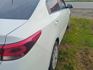 2018 Kia Rio IV, белый, 1480000 рублей, вид 4