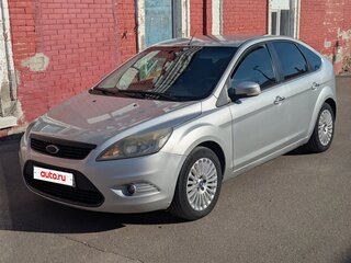 2009 Ford Focus II Рестайлинг, серебристый, 675000 рублей, вид 1