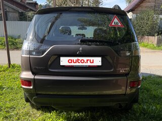 2012 Mitsubishi Outlander II Рестайлинг, коричневый, 1550000 рублей, вид 3