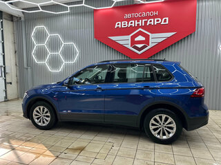 2019 Volkswagen Tiguan II, синий, 2592000 рублей, вид 4
