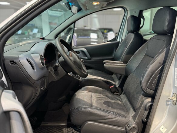 2013 Peugeot Partner II Рестайлинг, серебристый, 795000 рублей - вид 9