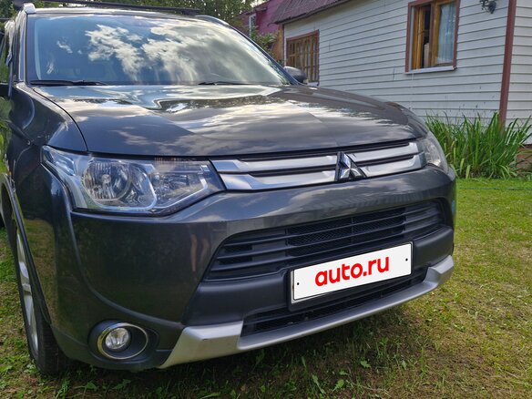 2014 Mitsubishi Outlander III, серый, 1650000 рублей