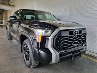 2023 Toyota Tundra CrewMax III, чёрный, 7600000 рублей, вид 1