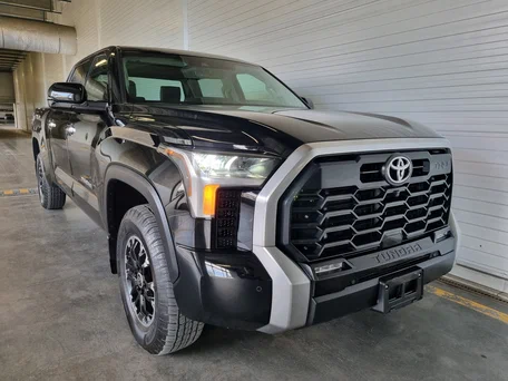 2023 Toyota Tundra CrewMax III, чёрный, 7600000 рублей, вид 1