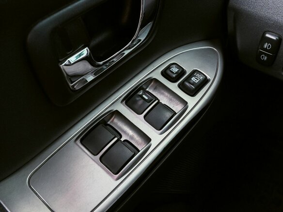 2014 Mitsubishi Pajero IV Рестайлинг 1, белый, 2075000 рублей - вид 13