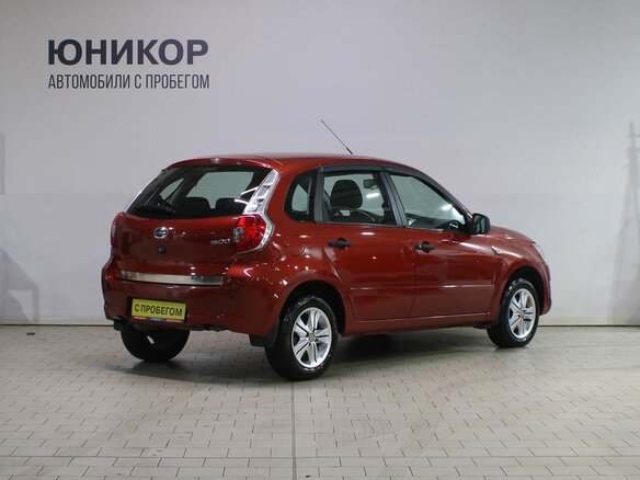 2015 Datsun mi-DO, красный, 389000 рублей - вид 1