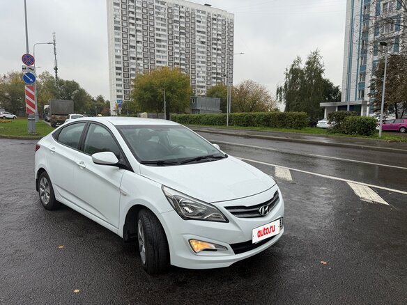 2015 Hyundai Solaris I Рестайлинг, белый, 1100000 рублей - вид 8
